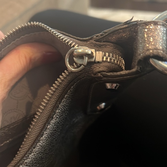 Michael Kors Shoulder Bag - Picture 11 of 14